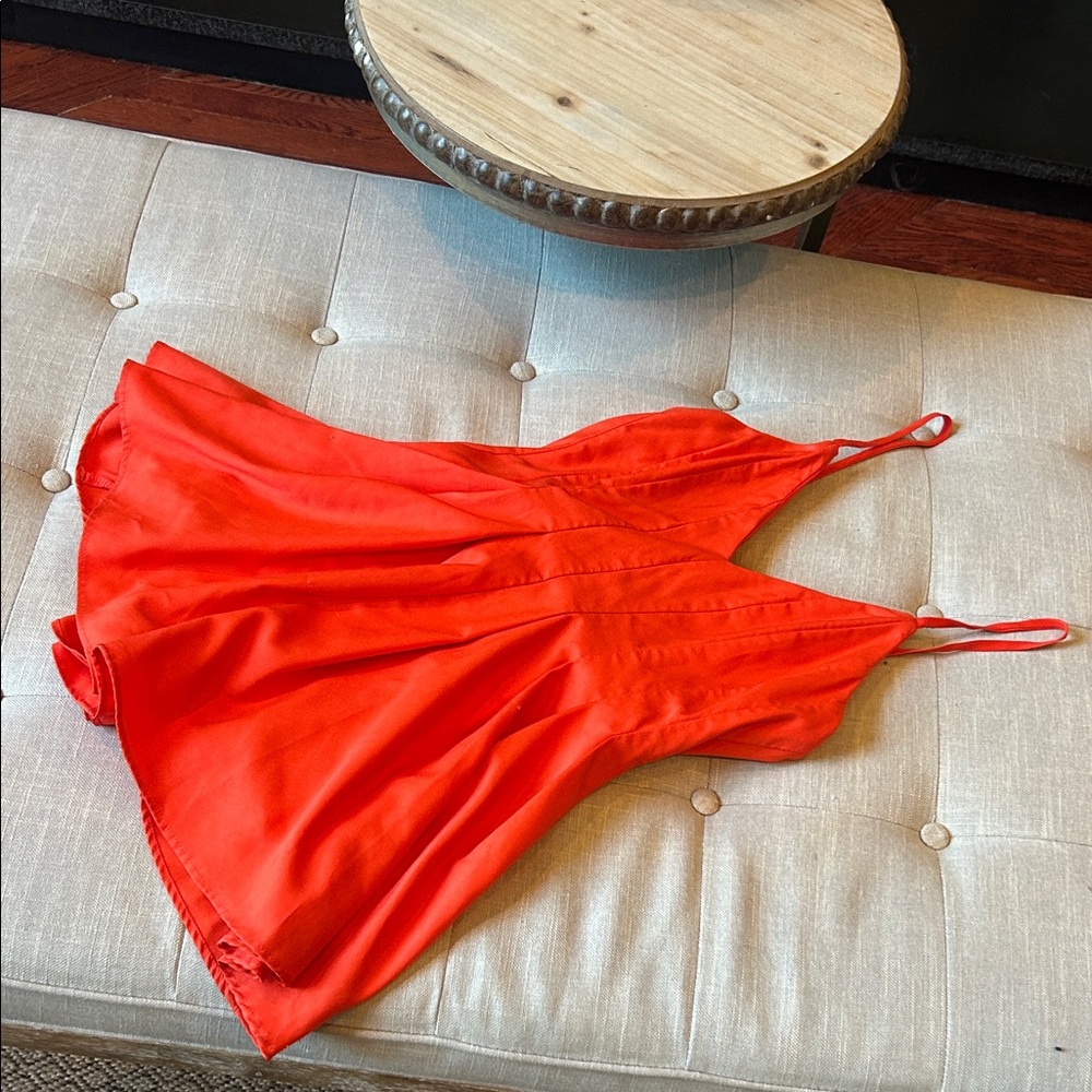 Rumor Boutique Orange Pleated Romper Size Small - Picture 3 of 14